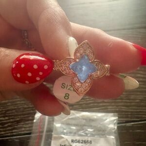 Clover ring on Rose Gold